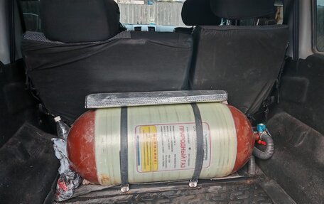 ЛуАЗ Patriot, 2013 год, 650 000 рублей, 10 фотография