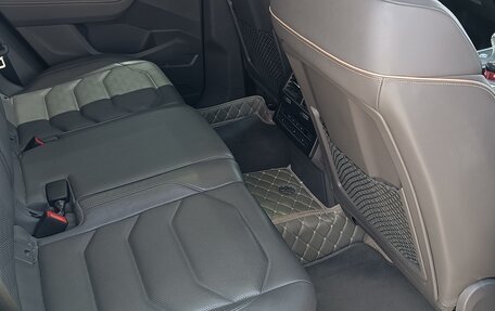 Volkswagen Touareg III, 2018 год, 4 800 000 рублей, 9 фотография