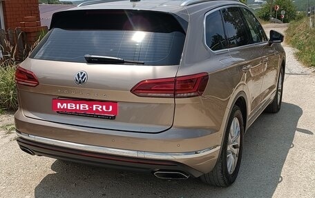 Volkswagen Touareg III, 2018 год, 4 800 000 рублей, 12 фотография