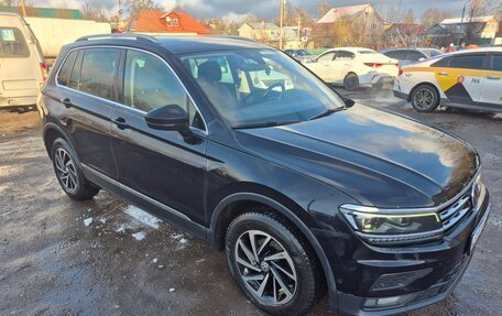 Volkswagen Tiguan II, 2019 год, 1 850 000 рублей, 6 фотография