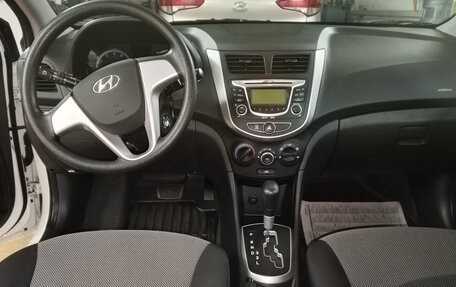 Hyundai Solaris II рестайлинг, 2012 год, 1 419 000 рублей, 5 фотография