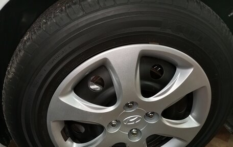 Hyundai Solaris II рестайлинг, 2012 год, 1 419 000 рублей, 11 фотография