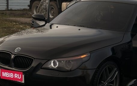 BMW 5 серия, 2005 год, 1 470 000 рублей, 3 фотография