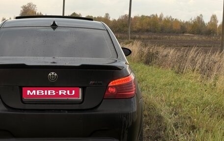 BMW 5 серия, 2005 год, 1 470 000 рублей, 19 фотография