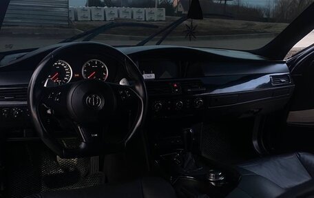 BMW 5 серия, 2005 год, 1 470 000 рублей, 27 фотография