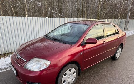 Toyota Corolla, 2004 год, 600 000 рублей, 2 фотография