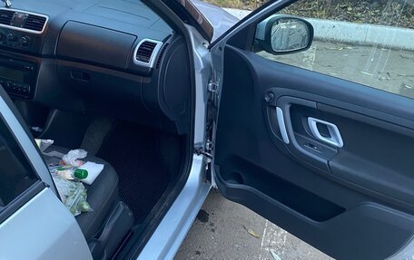 Skoda Fabia II, 2008 год, 340 000 рублей, 9 фотография