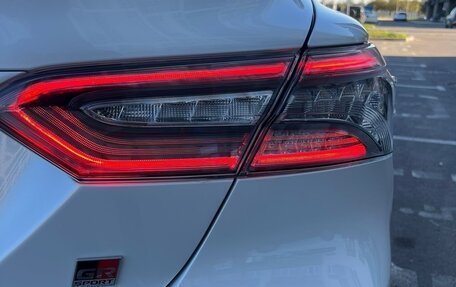 Toyota Camry, 2021 год, 4 250 000 рублей, 10 фотография