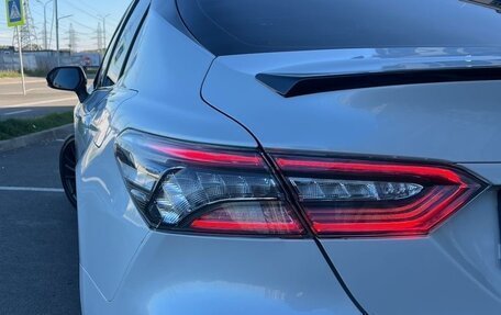 Toyota Camry, 2021 год, 4 250 000 рублей, 8 фотография