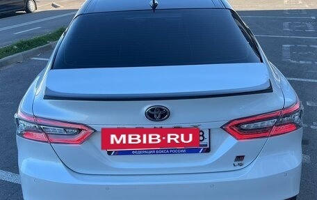 Toyota Camry, 2021 год, 4 250 000 рублей, 6 фотография