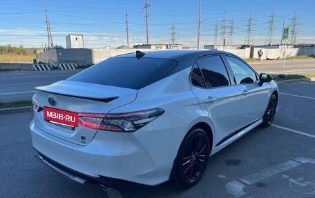 Toyota Camry, 2021 год, 4 250 000 рублей, 7 фотография