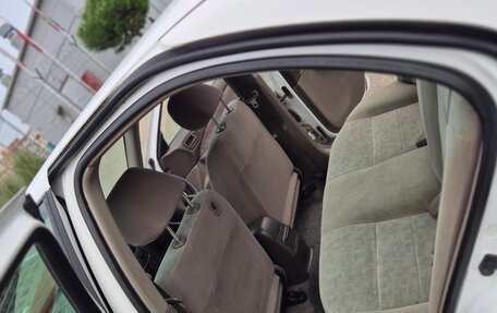 Nissan Sunny B15, 2000 год, 285 000 рублей, 11 фотография