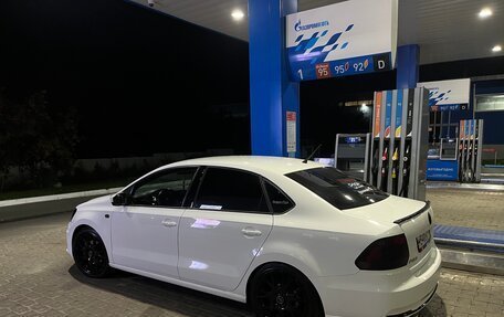 Volkswagen Polo VI (EU Market), 2016 год, 900 000 рублей, 3 фотография