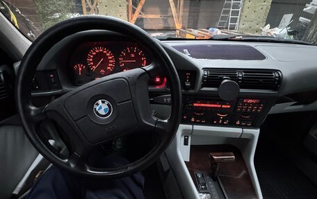 BMW 5 серия, 1993 год, 7 000 000 рублей, 21 фотография