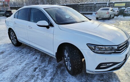 Volkswagen Passat B8 рестайлинг, 2021 год, 2 970 000 рублей, 8 фотография