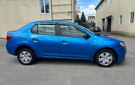 Renault Logan II, 2015 год, 470 000 рублей, 3 фотография