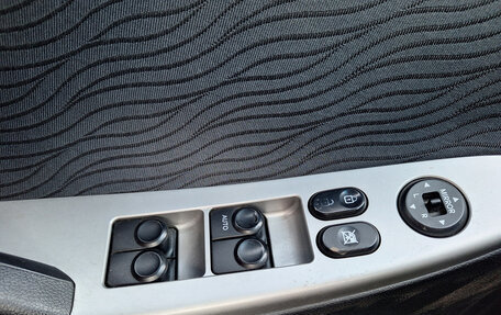 Hyundai Solaris II рестайлинг, 2012 год, 600 000 рублей, 13 фотография