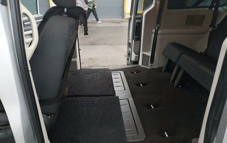 Dodge Caravan V, 2009 год, 950 000 рублей, 25 фотография