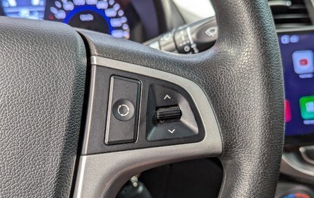 Hyundai Solaris II рестайлинг, 2013 год, 777 000 рублей, 10 фотография