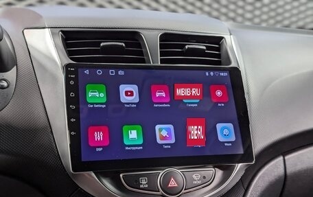 Hyundai Solaris II рестайлинг, 2013 год, 777 000 рублей, 12 фотография