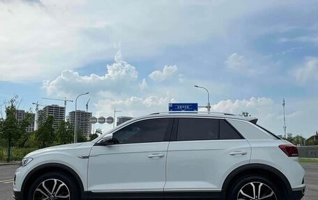 Volkswagen T-Roc I, 2021 год, 1 293 000 рублей, 22 фотография