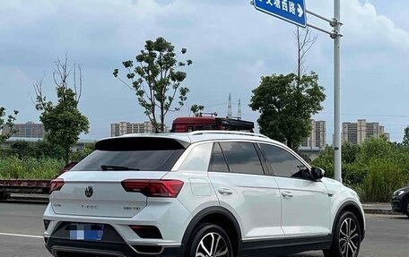 Volkswagen T-Roc I, 2021 год, 1 293 000 рублей, 27 фотография