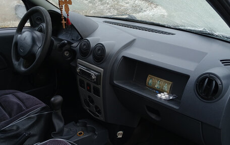 Renault Logan I, 2007 год, 325 000 рублей, 3 фотография