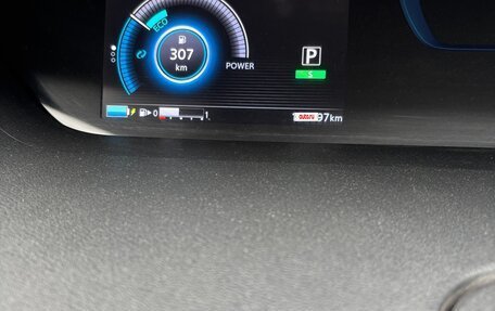 Nissan Serena IV, 2018 год, 2 150 000 рублей, 13 фотография