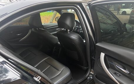 BMW 3 серия, 2018 год, 2 890 000 рублей, 10 фотография