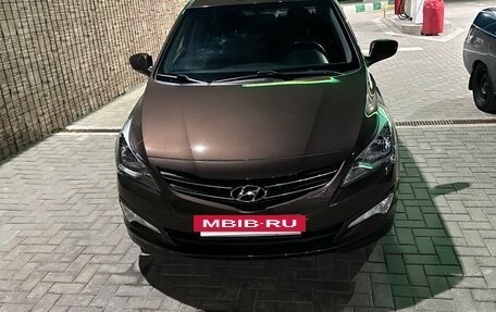 Hyundai Solaris II рестайлинг, 2016 год, 1 150 000 рублей, 2 фотография