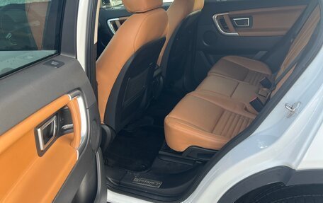 Land Rover Discovery Sport I рестайлинг, 2018 год, 3 050 000 рублей, 19 фотография