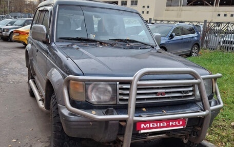 Mitsubishi Pajero III рестайлинг, 1996 год, 700 000 рублей, 2 фотография