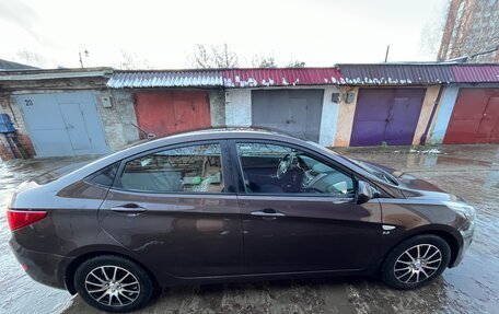 Hyundai Solaris II рестайлинг, 2016 год, 1 050 000 рублей, 9 фотография