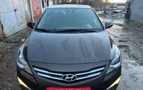 Hyundai Solaris II рестайлинг, 2016 год, 1 050 000 рублей, 2 фотография