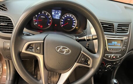 Hyundai Solaris II рестайлинг, 2016 год, 1 050 000 рублей, 19 фотография