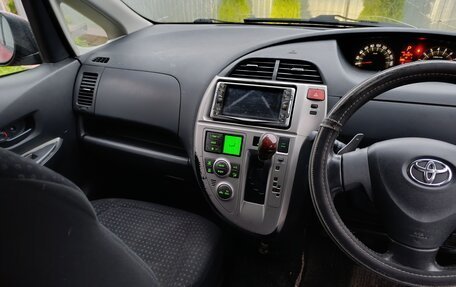 Toyota Ractis I, 2008 год, 438 000 рублей, 11 фотография