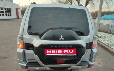 Mitsubishi Pajero IV, 2015 год, 2 150 000 рублей, 4 фотография