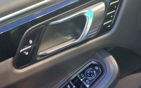 Porsche Macan I рестайлинг, 2015 год, 2 700 000 рублей, 8 фотография