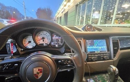 Porsche Macan I рестайлинг, 2015 год, 2 700 000 рублей, 6 фотография