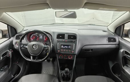 Volkswagen Polo VI (EU Market), 2016 год, 948 000 рублей, 13 фотография