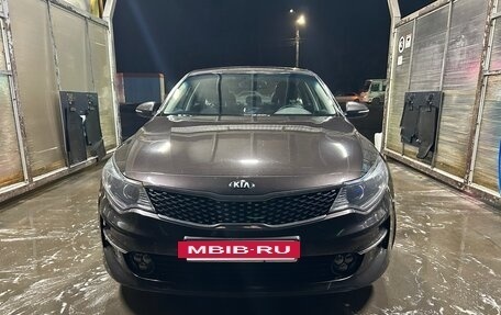 KIA Optima IV, 2017 год, 1 800 000 рублей, 2 фотография