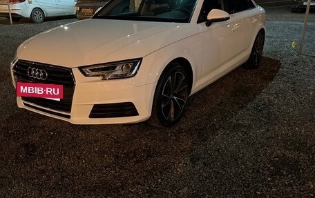 Audi A4, 2019 год, 2 500 000 рублей, 9 фотография