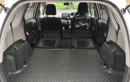 Toyota Wish II, 2012 год, 1 450 000 рублей, 20 фотография