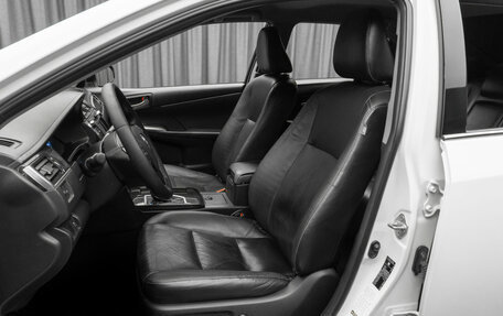 Toyota Camry, 2016 год, 1 747 000 рублей, 8 фотография