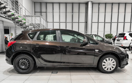 Opel Astra J, 2013 год, 599 000 рублей, 5 фотография