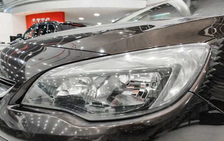 Opel Astra J, 2013 год, 599 000 рублей, 21 фотография