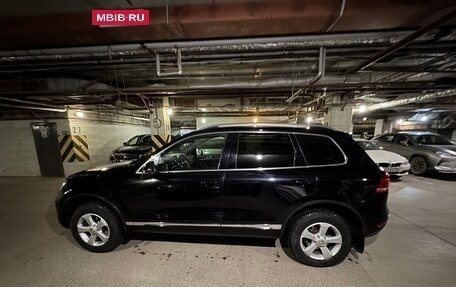 Volkswagen Touareg III, 2011 год, 1 990 000 рублей, 7 фотография