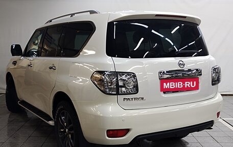 Nissan Patrol, 2010 год, 1 850 000 рублей, 4 фотография