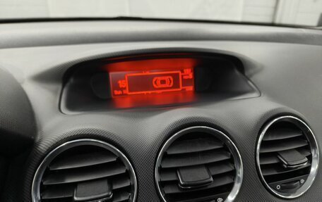 Peugeot 308 II, 2011 год, 563 000 рублей, 15 фотография