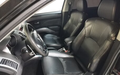 Mitsubishi Outlander III рестайлинг 3, 2008 год, 650 000 рублей, 6 фотография